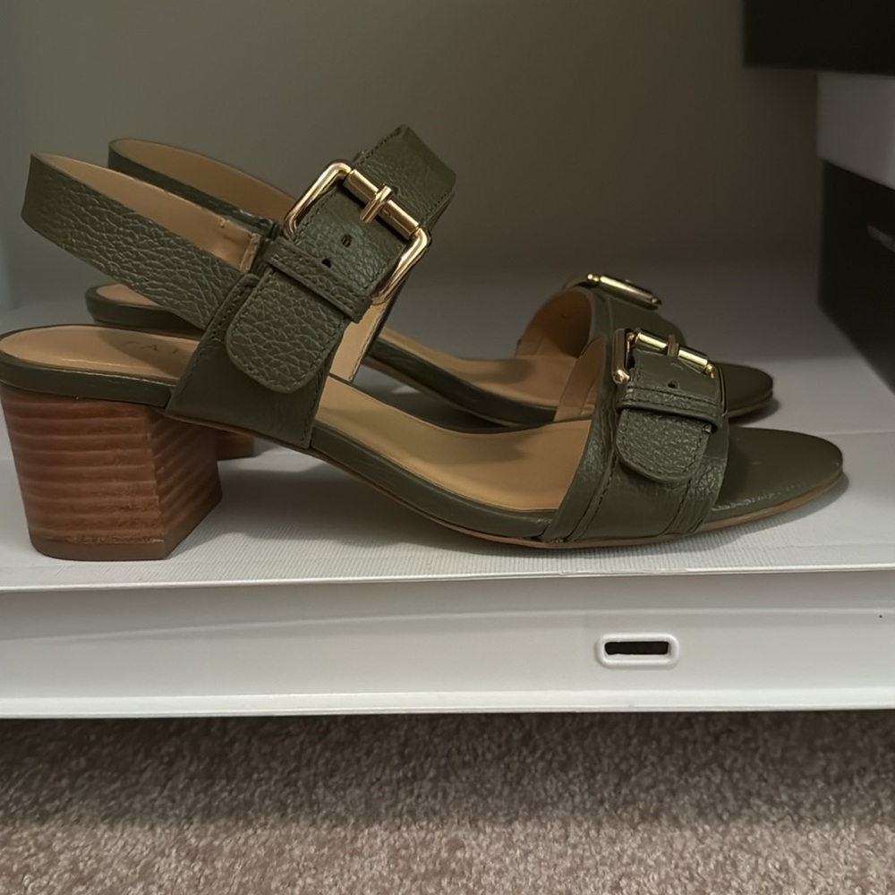 Talbots Shoes - Picture 2 of 4